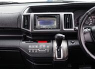 Honda Stepwagon Spada 2.0 PF-รถบ้านมือสอง