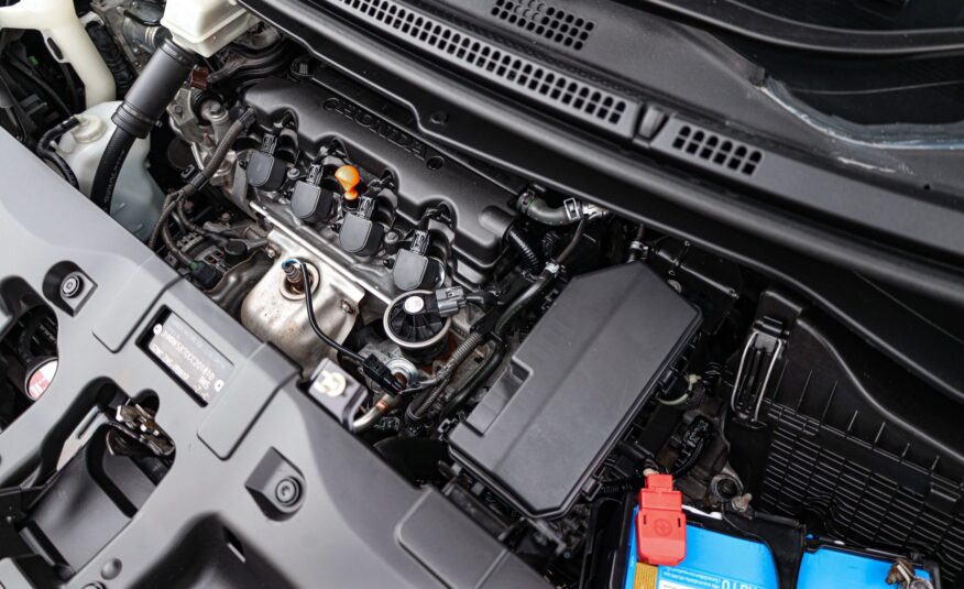 Honda Stepwagon Spada 2.0 PF-รถบ้านมือสอง