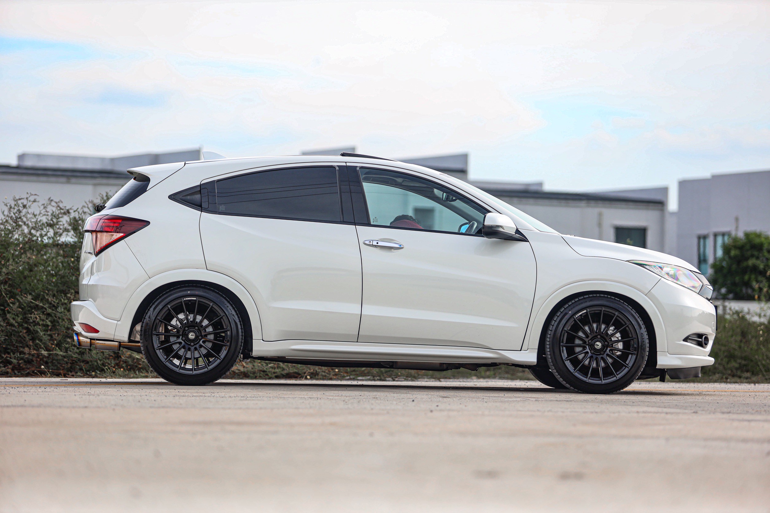 Honda HR-V EL Sunloof PF-รถบ้านมือสอง