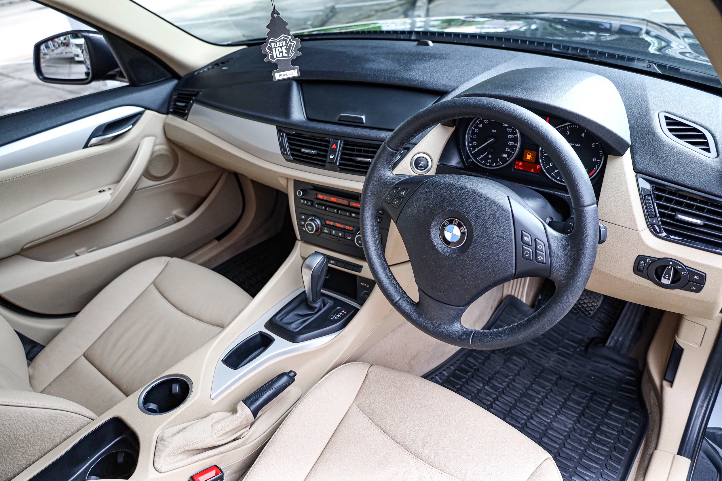 Bmw X1 sDrive18i PF-รถบ้านมือสอง