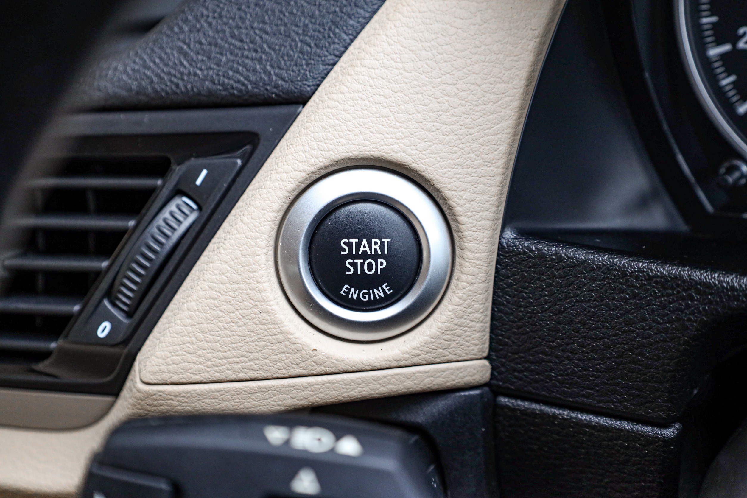 Bmw X1 sDrive18i PF-รถบ้านมือสอง