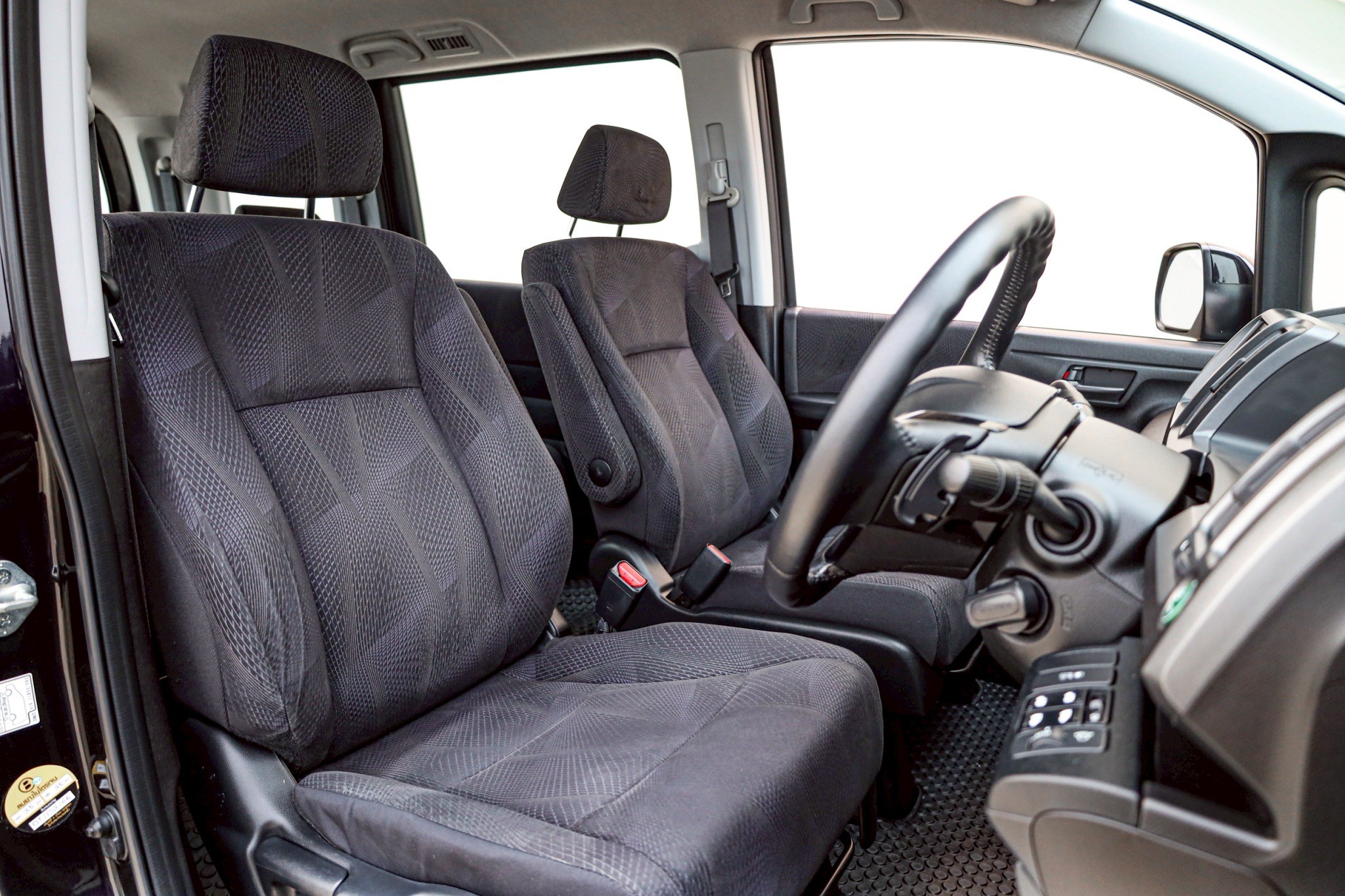 Honda Stepwagon Spada 2.0 PF-รถบ้านมือสอง