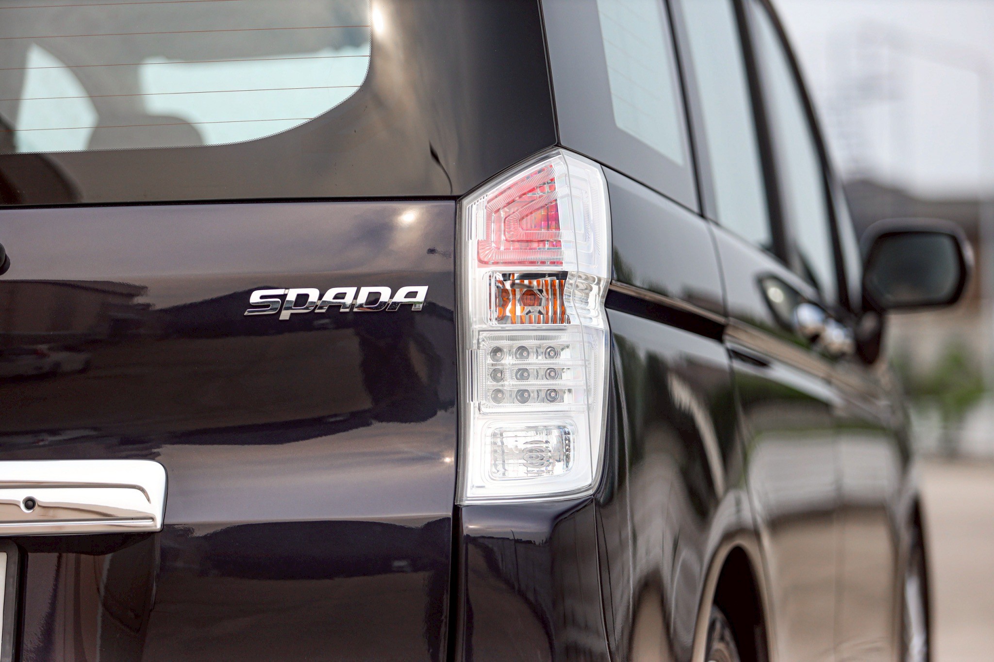 Honda Stepwagon Spada 2.0 PF-รถบ้านมือสอง