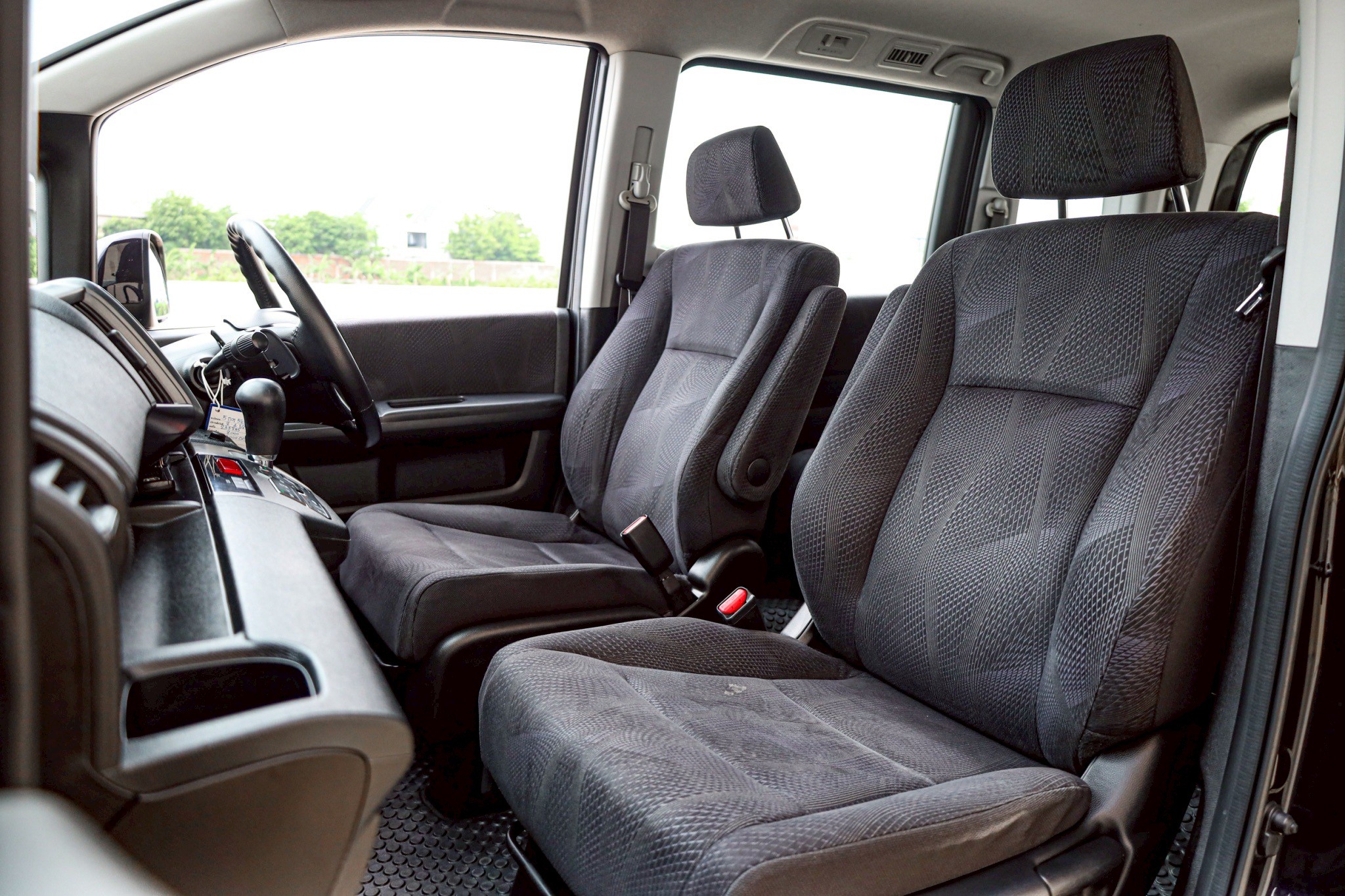 Honda Stepwagon Spada 2.0 PF-รถบ้านมือสอง
