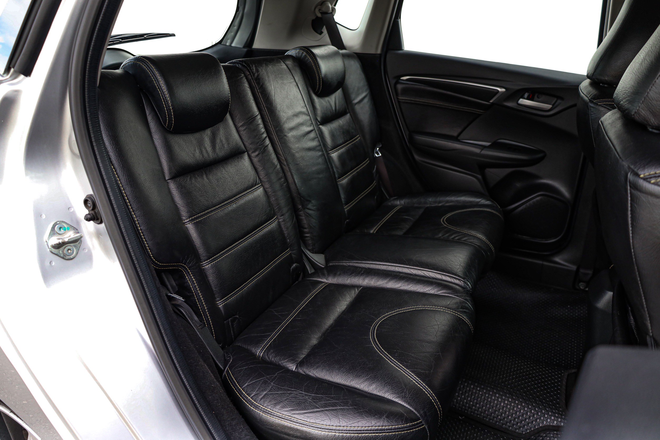 Honda Jazz GK SV PF-รถบ้านมือสอง