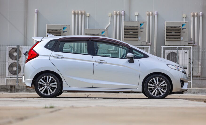 Honda Jazz GK SV PF-รถบ้านมือสอง