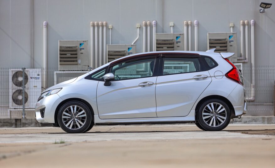 Honda Jazz GK SV PF-รถบ้านมือสอง