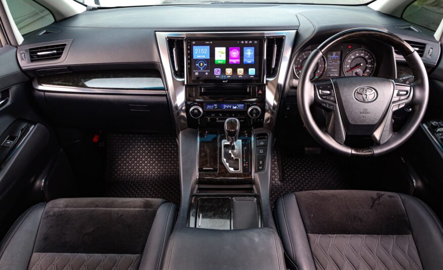 Toyota Vellfire 2.5 ZG Edition PF-รถบ้านมือสอง
