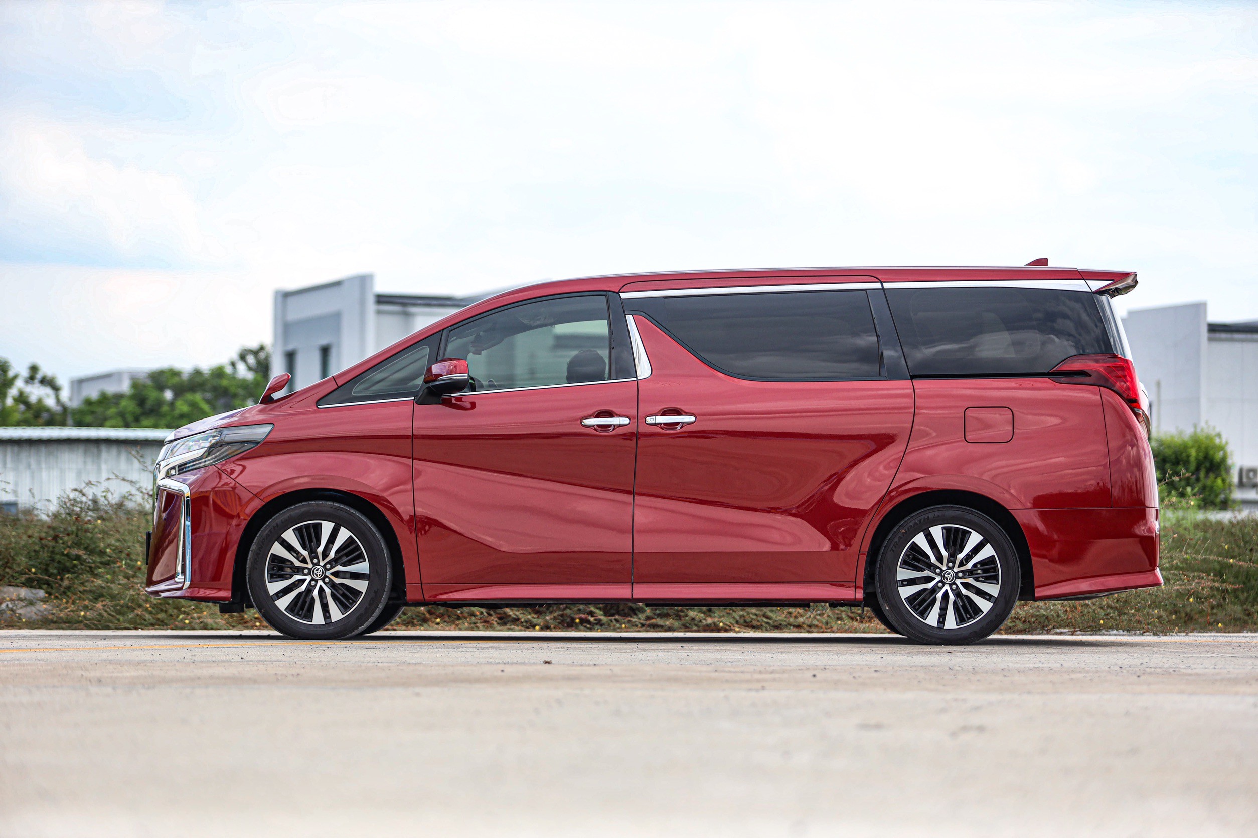 Toyota Alphard 2.5 S C-Package PF-รถบ้านมือสอง