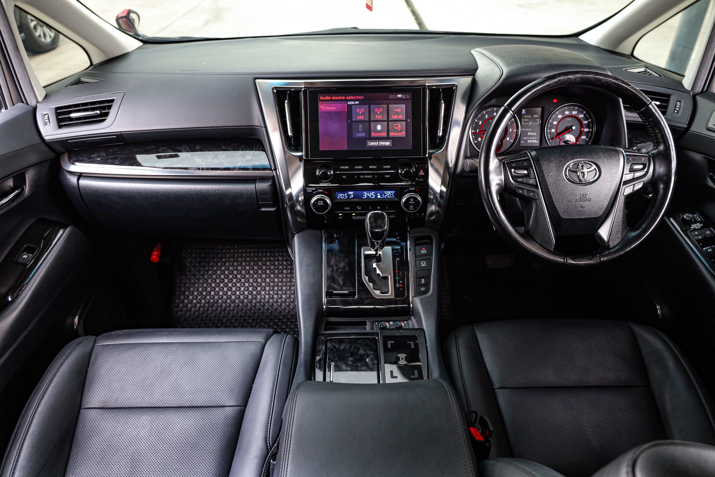 Toyota Alphard 2.5 S C-Package PF-รถบ้านมือสอง