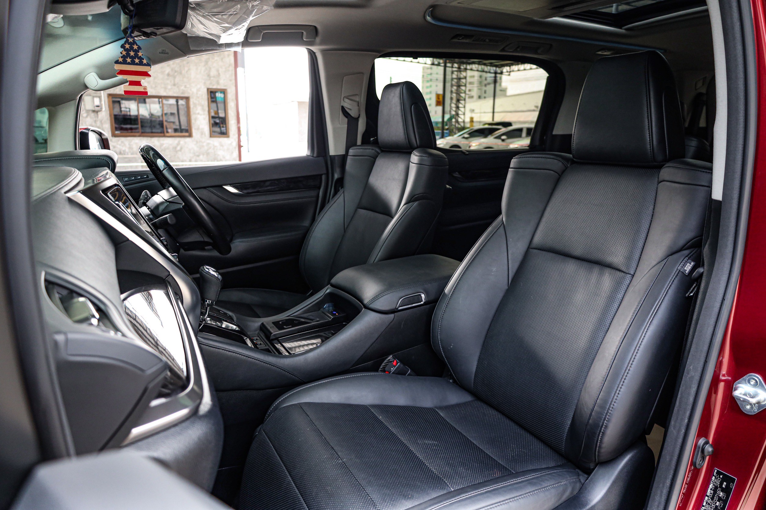 Toyota Alphard 2.5 S C-Package PF-รถบ้านมือสอง