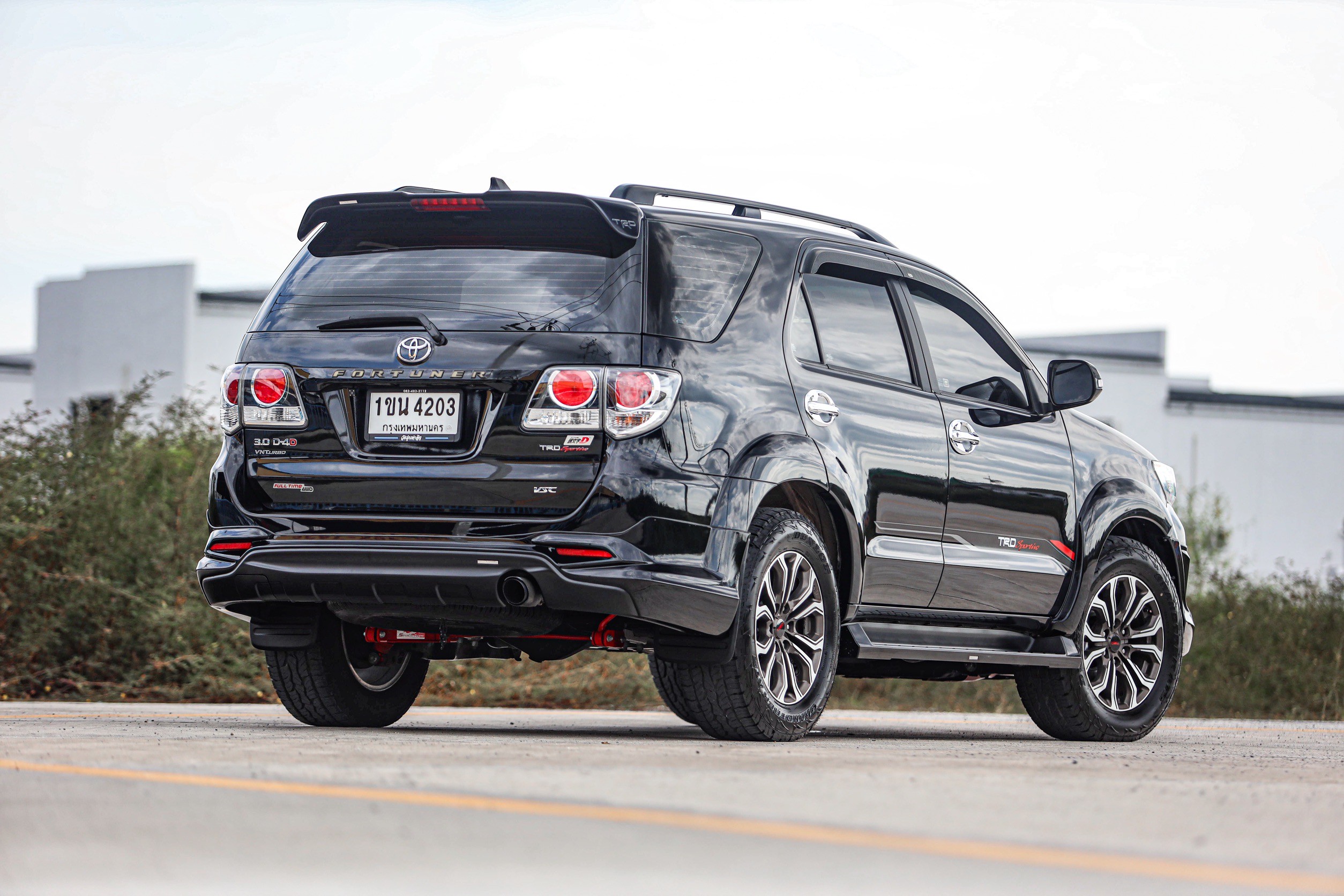 Toyota Fortuner 3.0 AT 4wd TRD PF-รถบ้านมือสอง