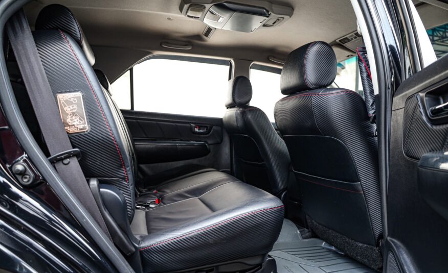 Toyota Fortuner 3.0 AT 4wd TRD PF-รถบ้านมือสอง