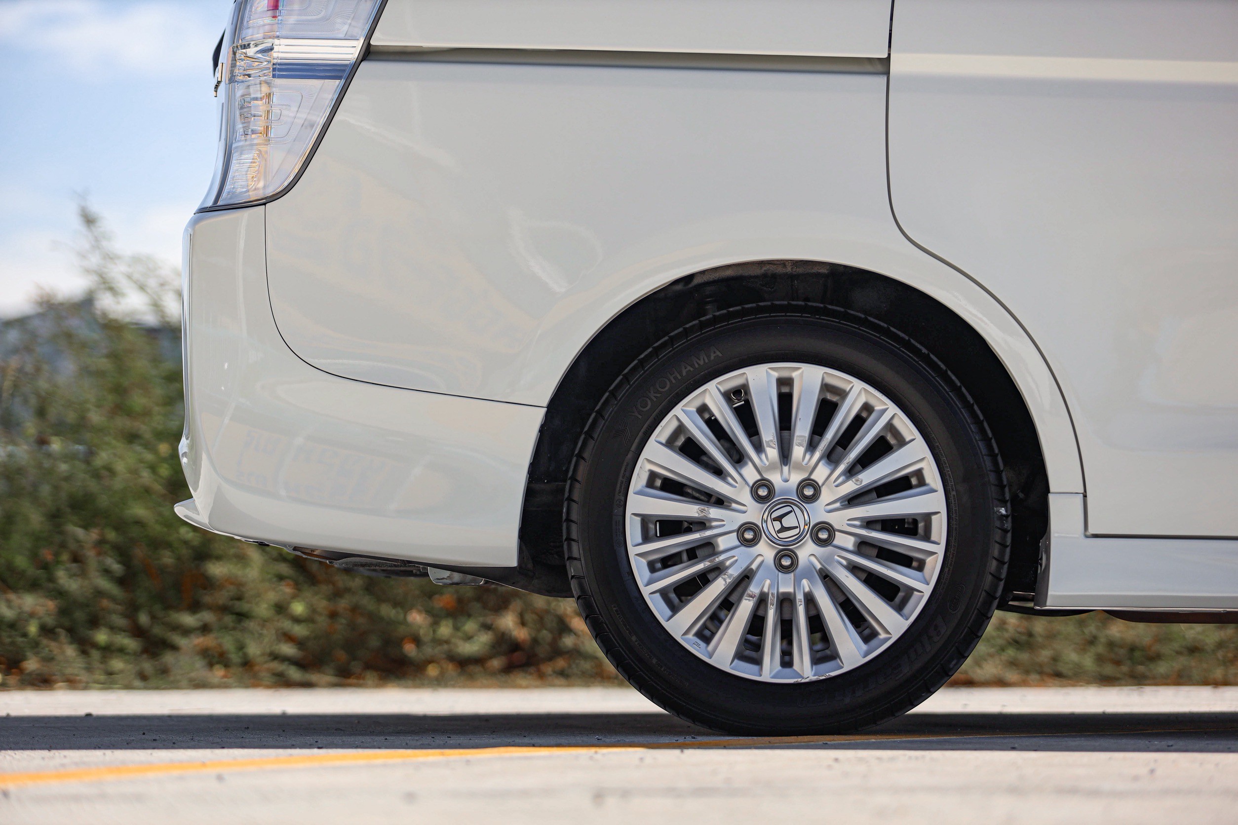Honda Stepwagon Spada 2.0 PF-รถบ้านมือสอง