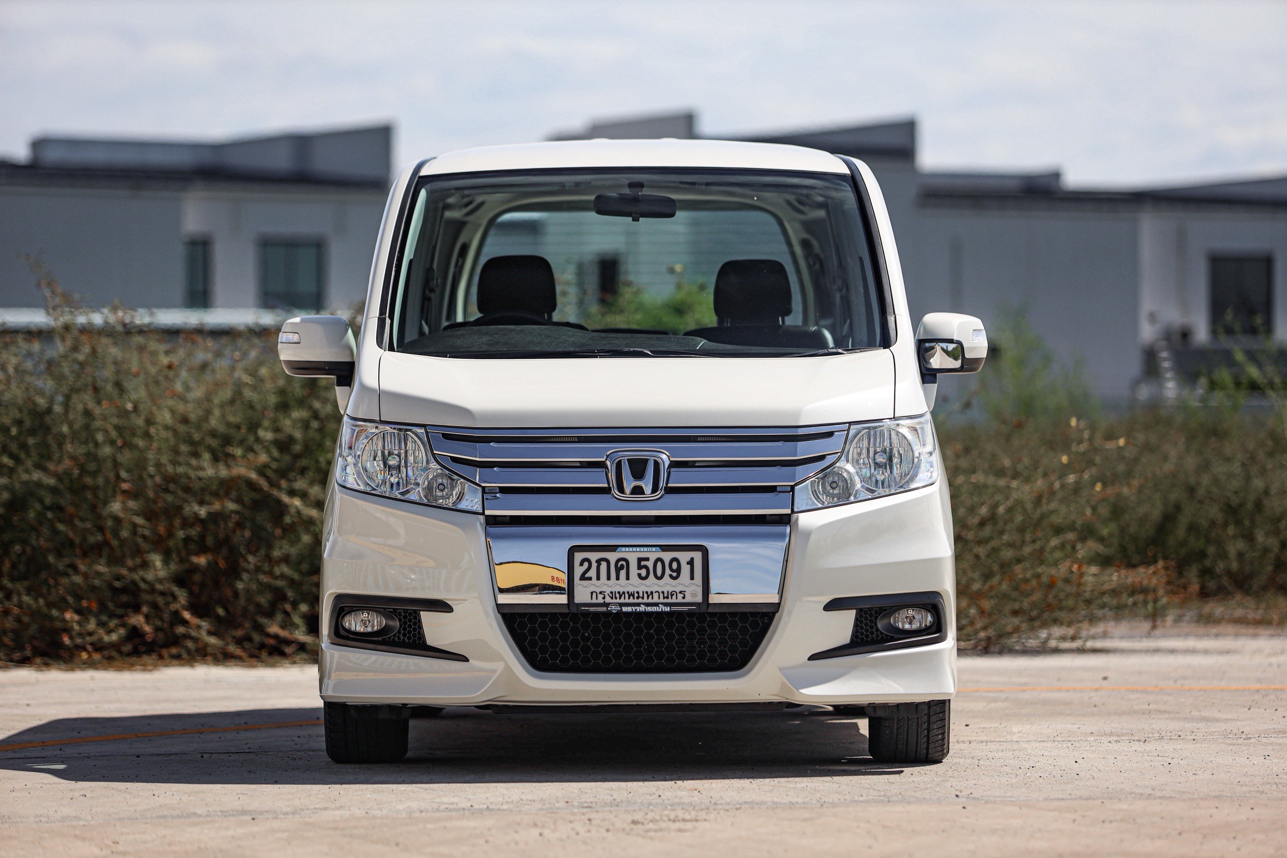 Honda Stepwagon Spada 2.0 PF-รถบ้านมือสอง
