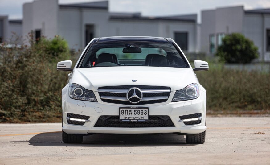 Mercedes Benz C180 Coupe PF-รถบ้านมือสอง