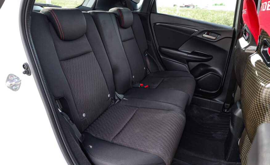 Honda Jazz GK Rs+ PF-รถบ้านมือสอง