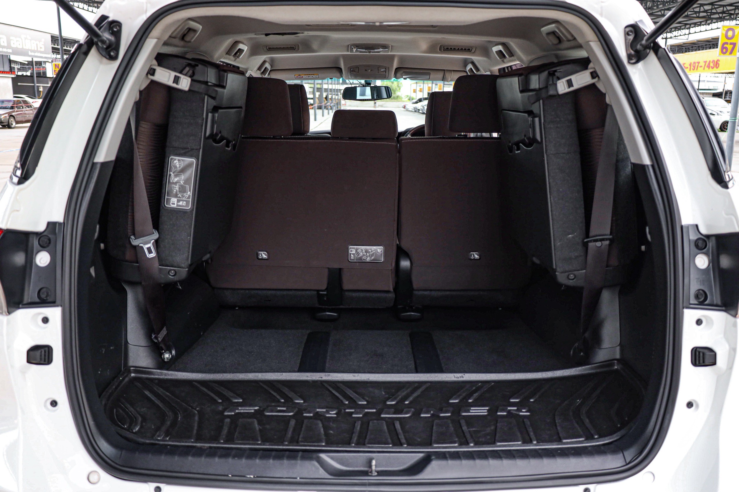 Toyota New Fortuner 2.4 G PF-รถบ้านมือสอง
