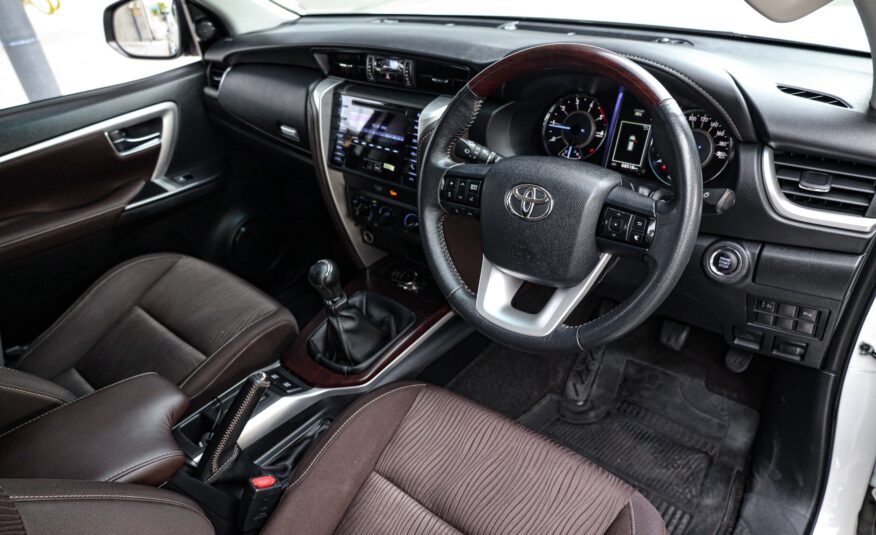 Toyota New Fortuner 2.4 G PF-รถบ้านมือสอง
