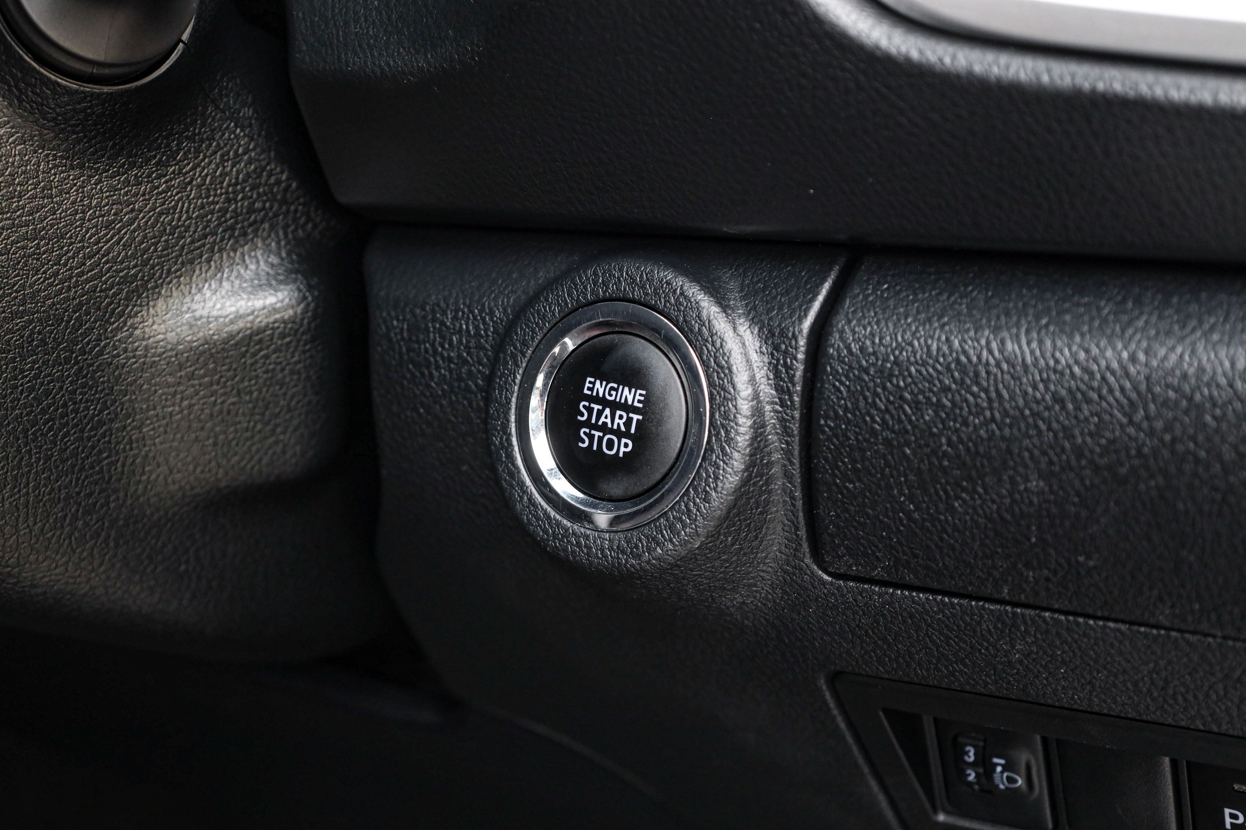Toyota New Fortuner 2.4 G PF-รถบ้านมือสอง