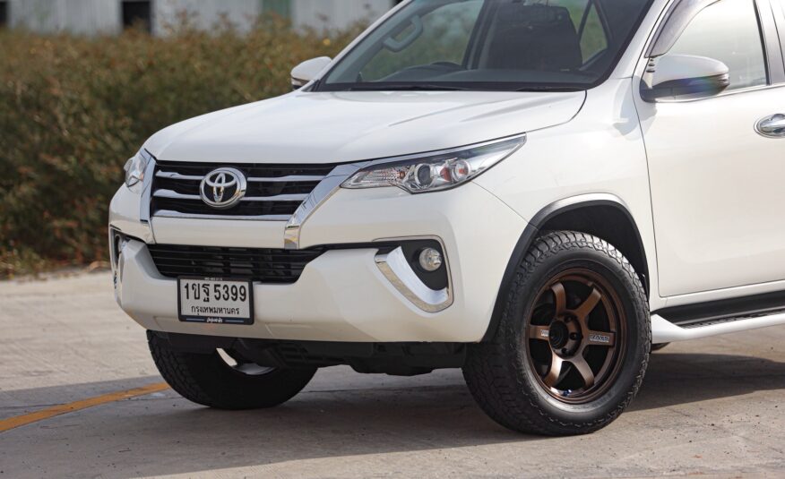 Toyota New Fortuner 2.4 G PF-รถบ้านมือสอง