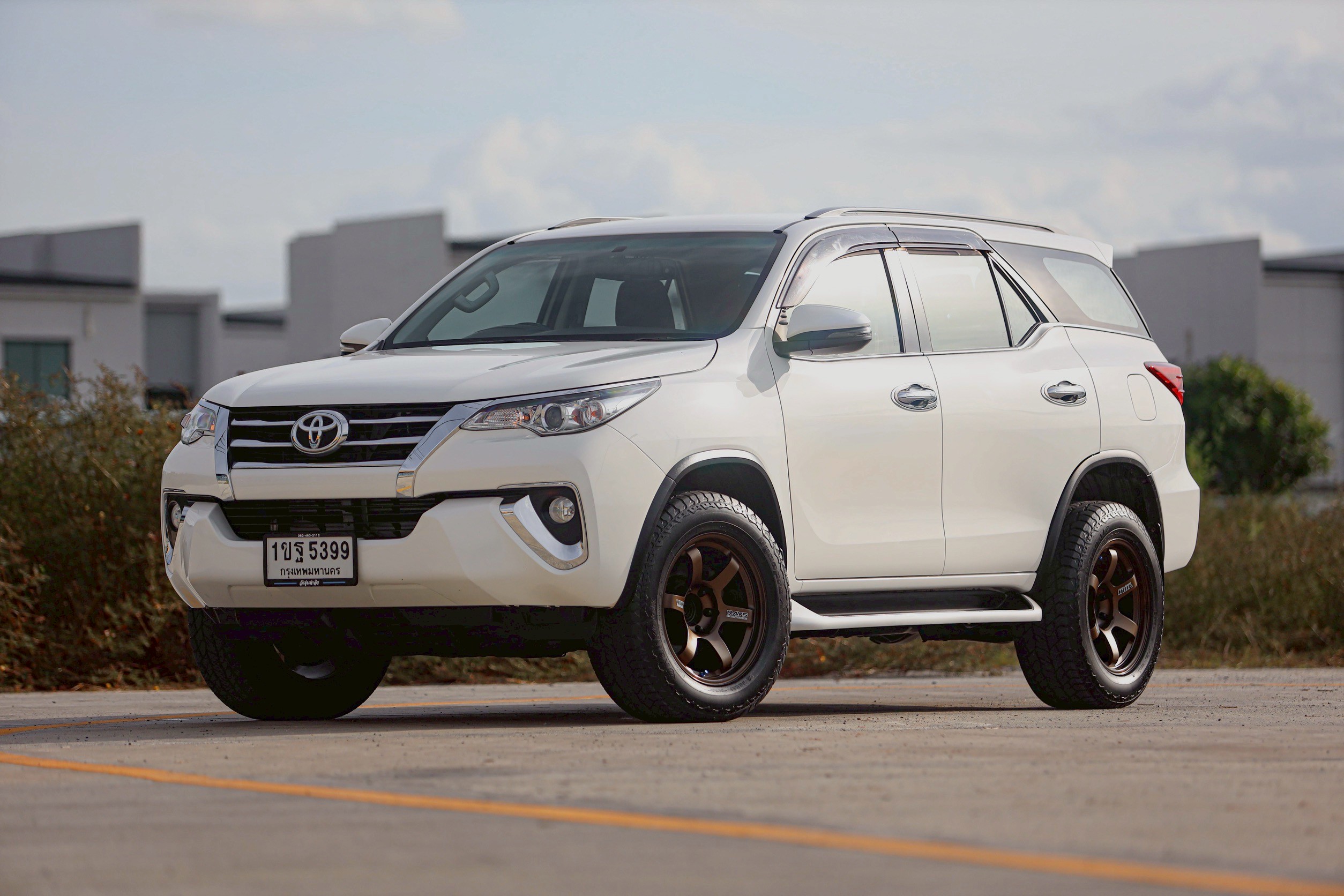 Toyota New Fortuner 2.4 G PF-รถบ้านมือสอง