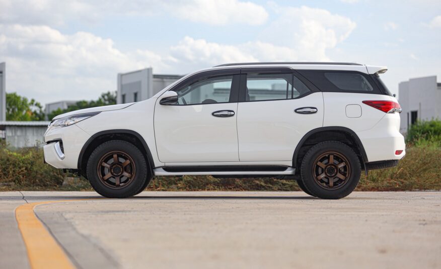 Toyota New Fortuner 2.4 G PF-รถบ้านมือสอง