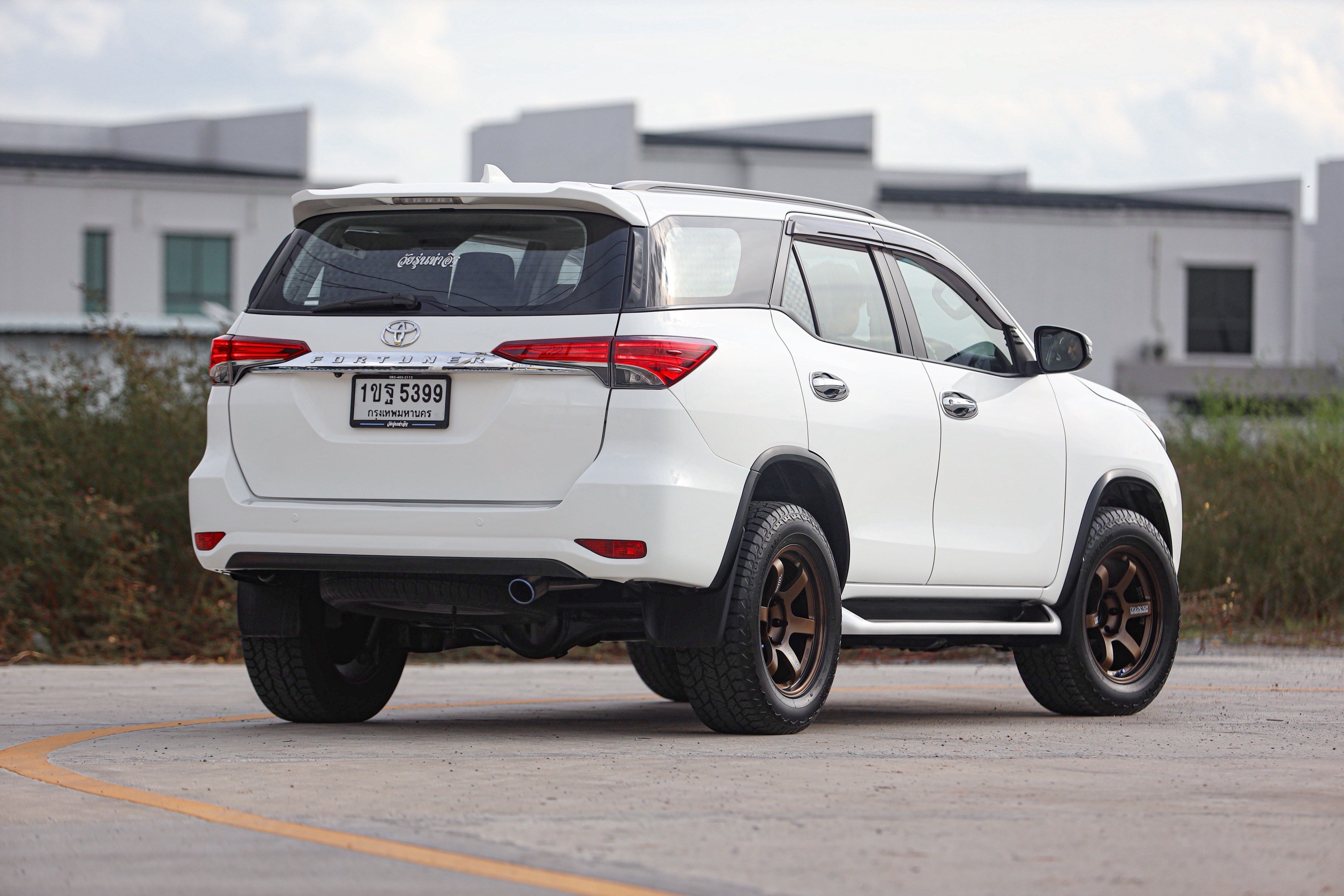 Toyota New Fortuner 2.4 G PF-รถบ้านมือสอง