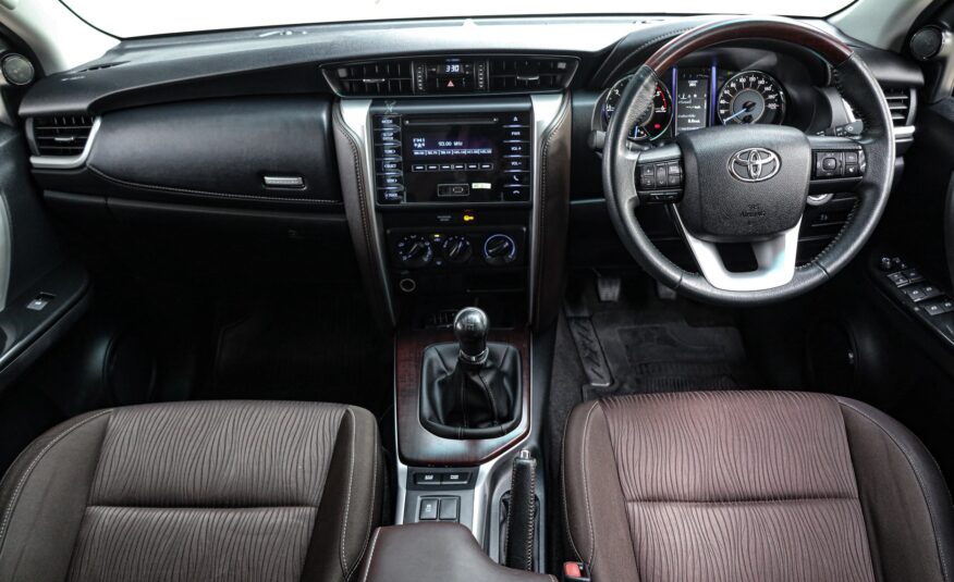Toyota New Fortuner 2.4 G PF-รถบ้านมือสอง