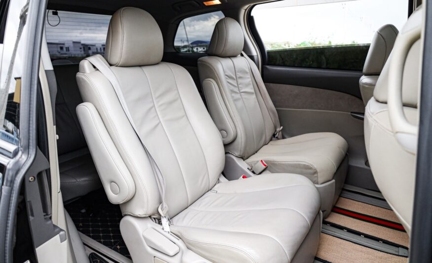 Toyota Estima 2.4 G PF-รถบ้านมือสอง