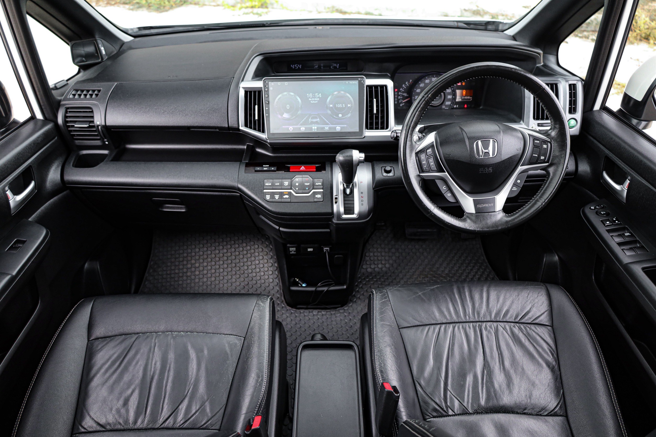 Honda Stepwagon Spada 2.0 EL PF-รถบ้านมือสอง