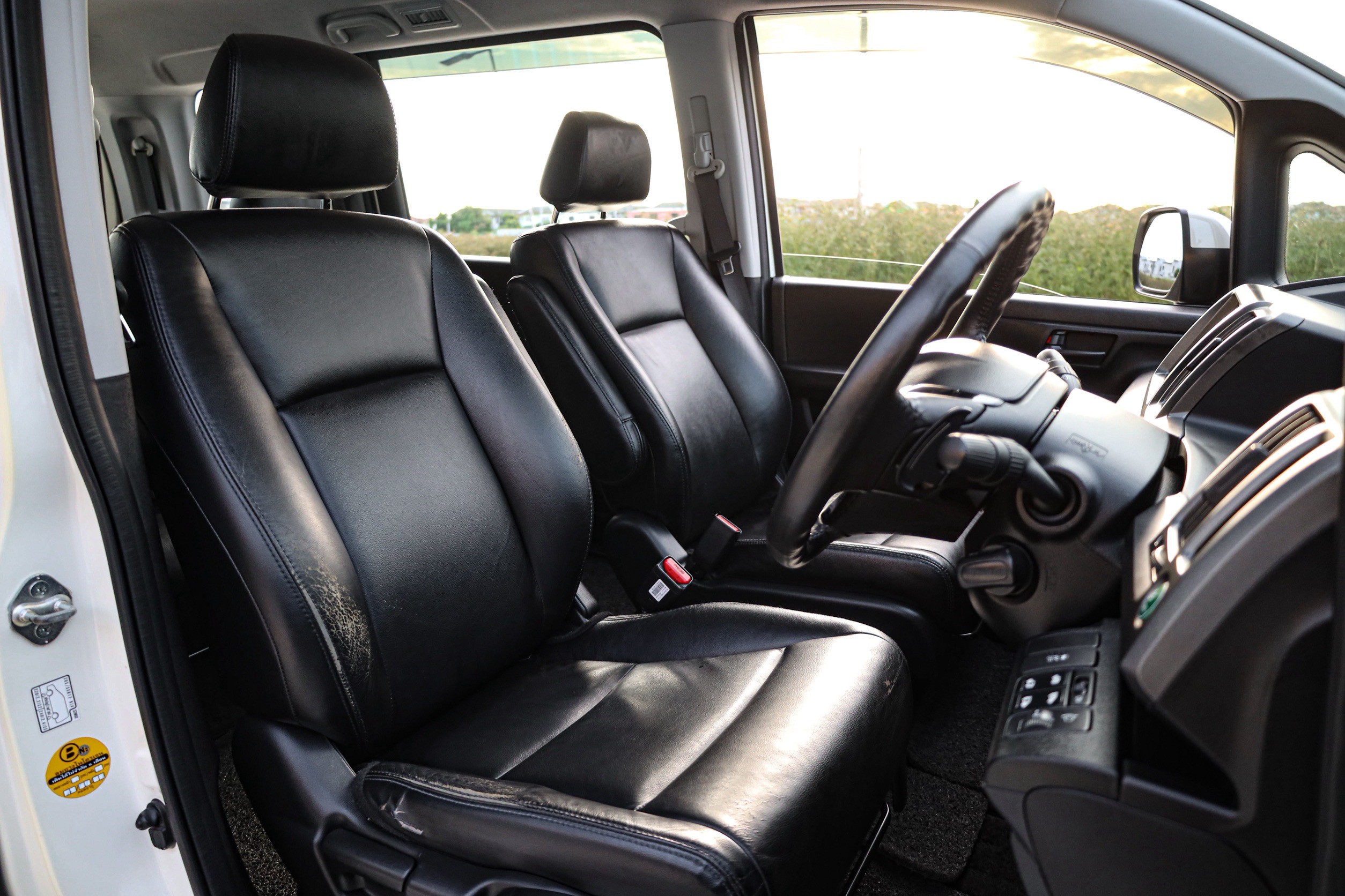 Honda Stepwagon Spada 2.0 PF-รถบ้านมือสอง