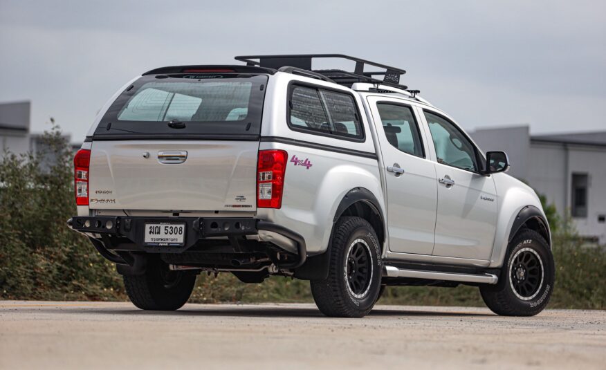 Isuzu D-max 3.0 AT 4x4 V-Croos PF-รถบ้านมือสอง