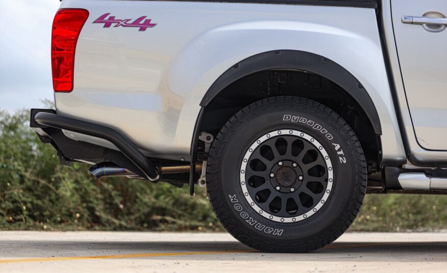 Isuzu D-max 3.0 AT 4x4 V-Croos PF-รถบ้านมือสอง