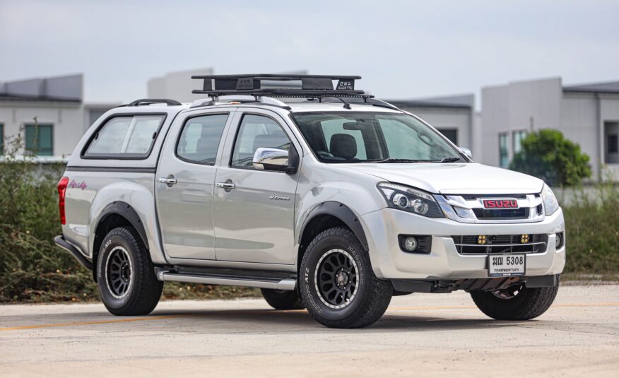 Isuzu D-max 3.0 AT 4x4 V-Croos PF-รถบ้านมือสอง