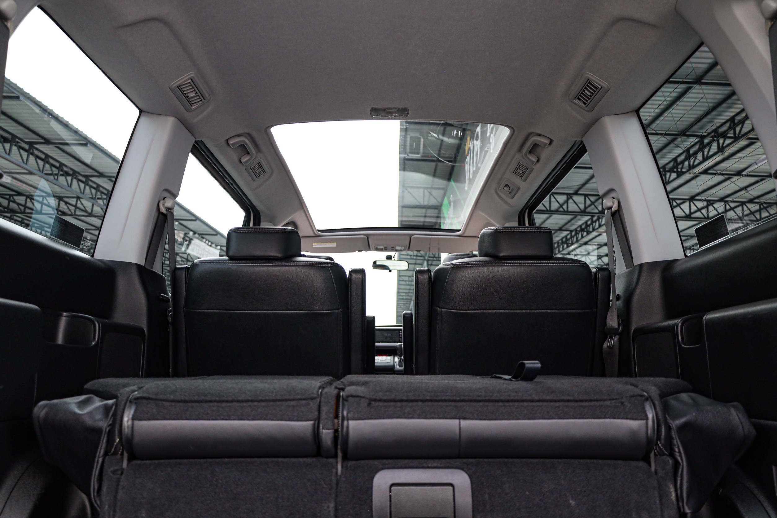 Honda Stepwagon Spada 2.0 EL PF-รถบ้านมือสอง