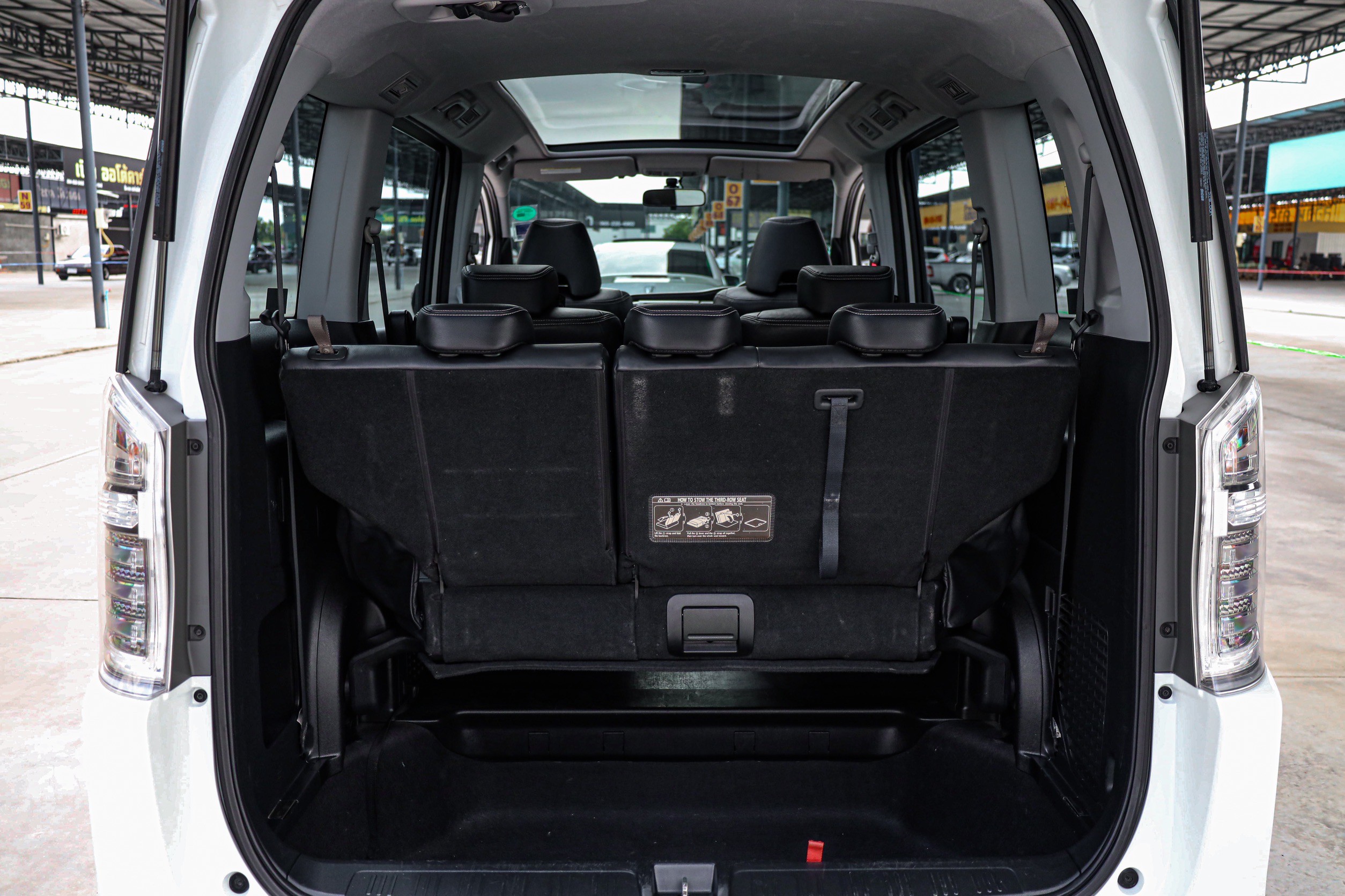 Honda Stepwagon Spada 2.0 EL PF-รถบ้านมือสอง