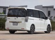 Honda Stepwagon Spada 2.0 EL PF-รถบ้านมือสอง