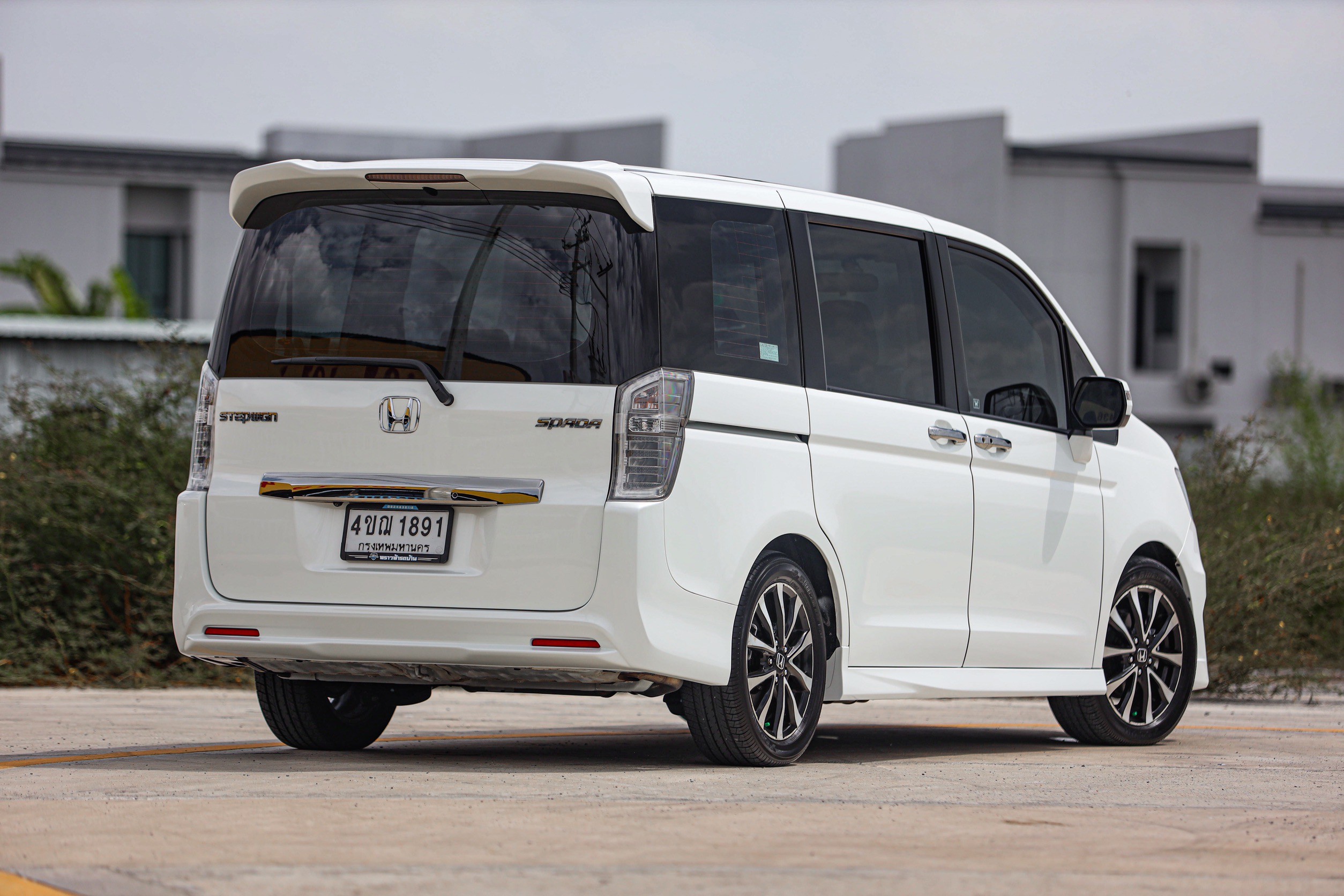 Honda Stepwagon Spada 2.0 EL PF-รถบ้านมือสอง