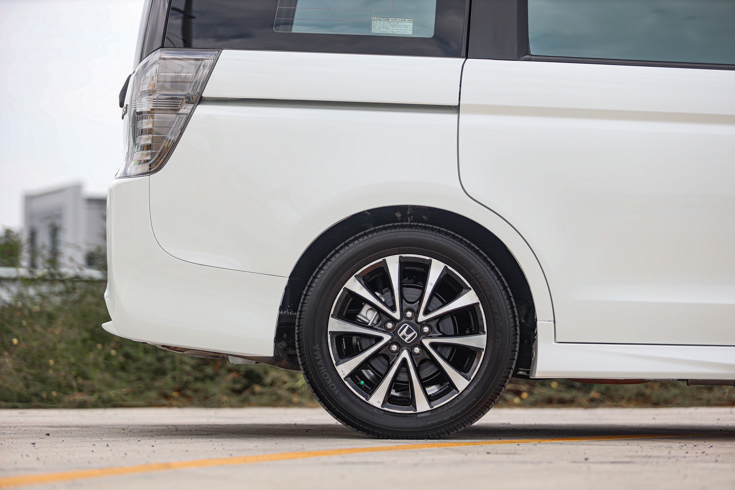 Honda Stepwagon Spada 2.0 EL PF-รถบ้านมือสอง