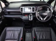 Honda Stepwagon Spada 2.0 EL PF-รถบ้านมือสอง