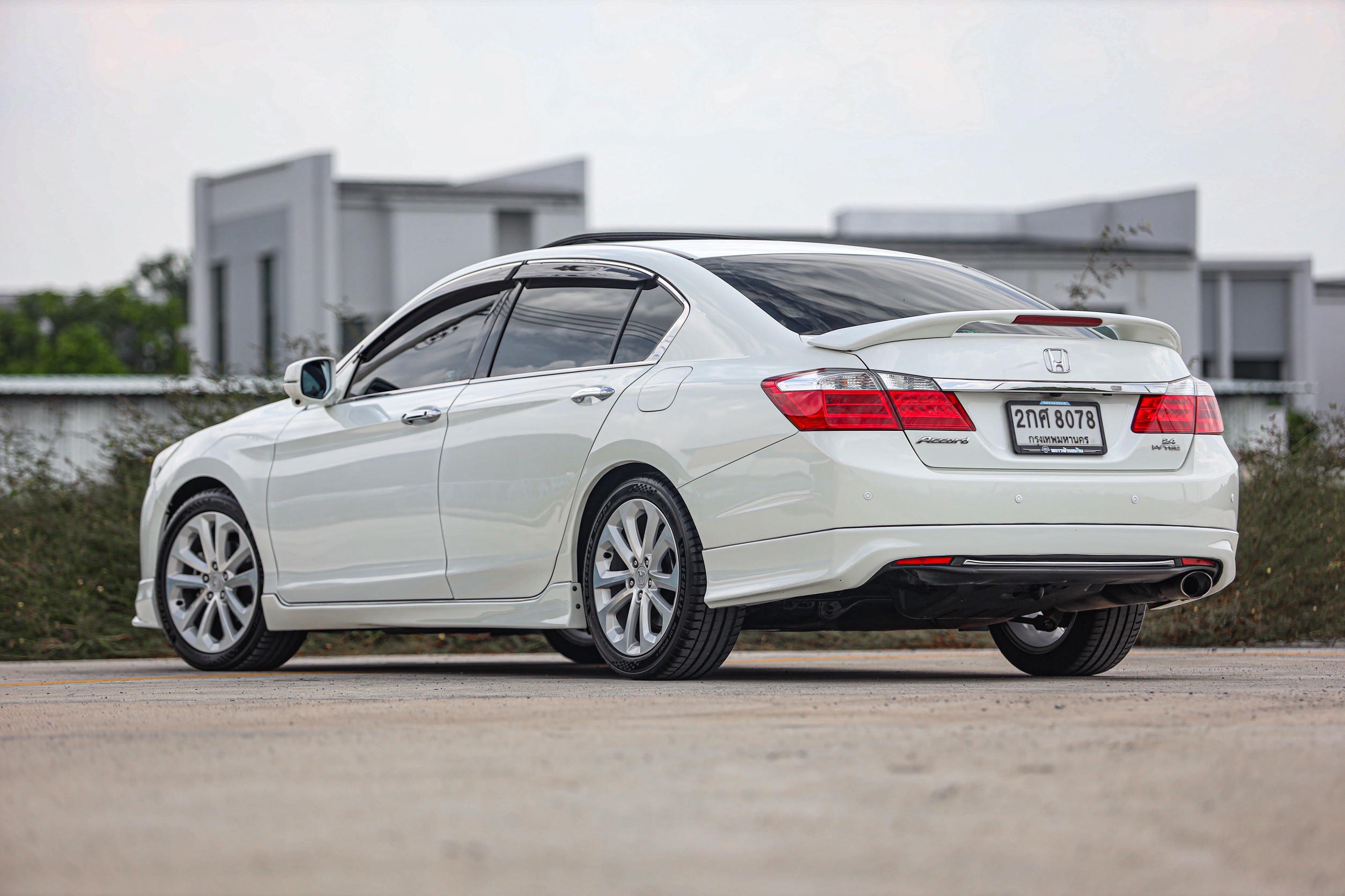 Honda Accord 2.4 Tach PF-รถบ้านมือสอง