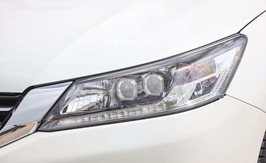 Honda Accord 2.4 Tach PF-รถบ้านมือสอง