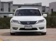 Honda Accord 2.4 Tach PF-รถบ้านมือสอง