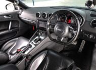 Audi TT 2.0 PF-รถบ้านมือสอง
