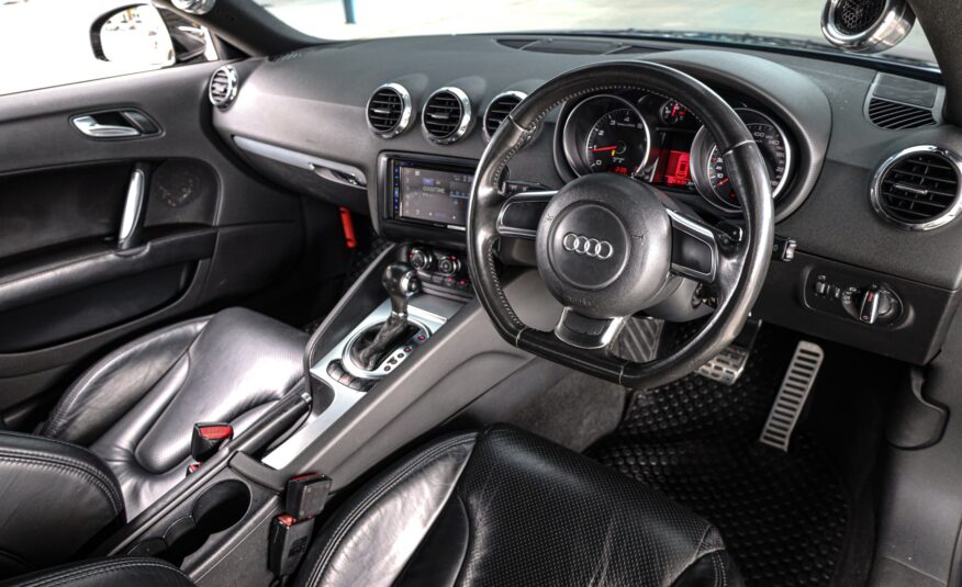 Audi TT 2.0 PF-รถบ้านมือสอง