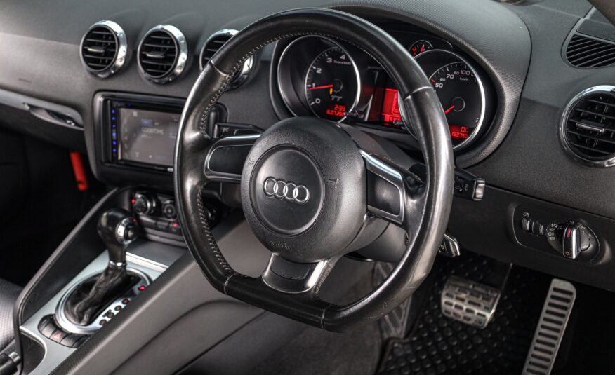 Audi TT 2.0 PF-รถบ้านมือสอง