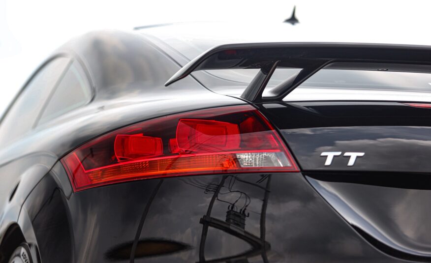 Audi TT 2.0 PF-รถบ้านมือสอง