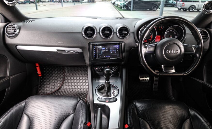 Audi TT 2.0 PF-รถบ้านมือสอง