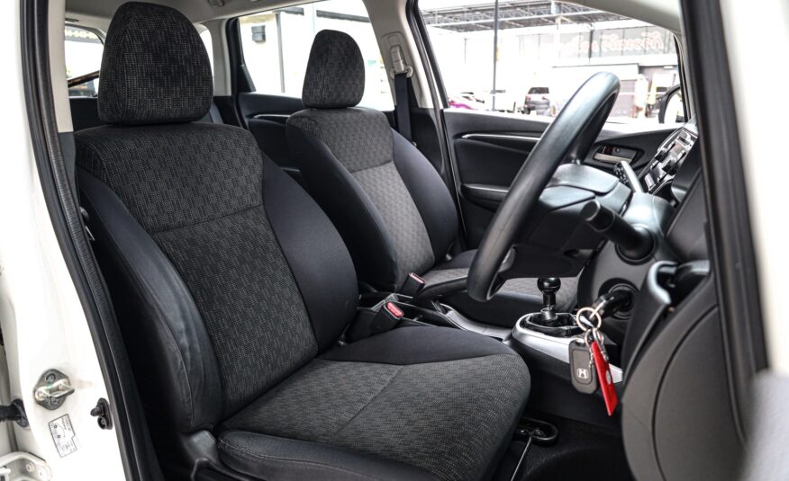 Honda Jazz GK S MT PF-รถบ้านมือสอง